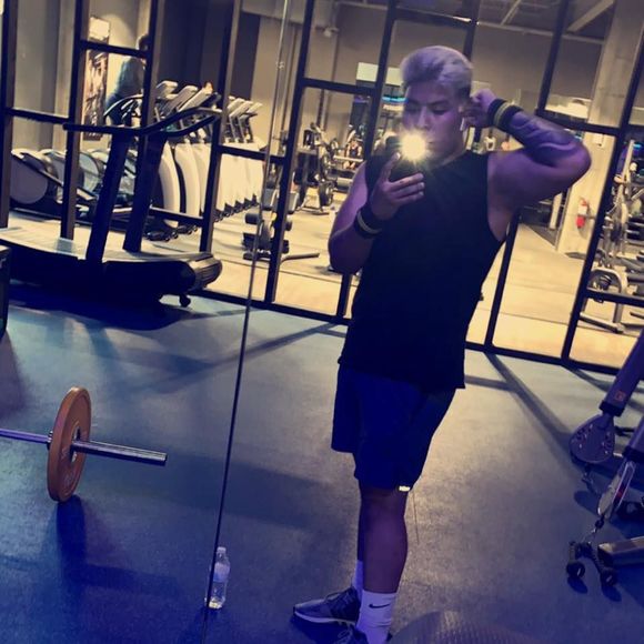 Meet your Posher, Andy - Picture 1 of 1